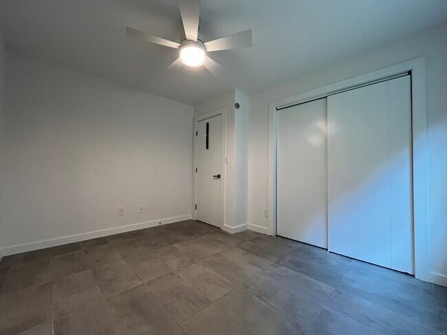 Building Photo - 1041 Churchill Downs Ct