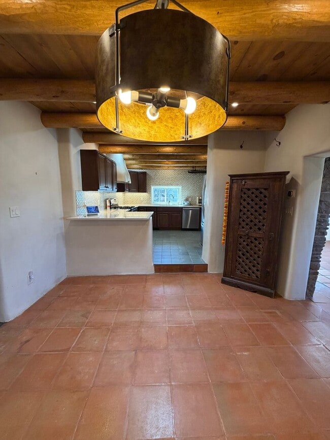 Building Photo - 152 Lorenzo Rd