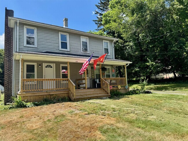 Primary Photo - 22 Kelly Hill Rd