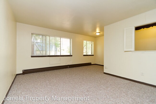 Primary Photo - 3345 W Highland Blvd