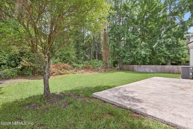 Building Photo - 872 Collinswood Dr W