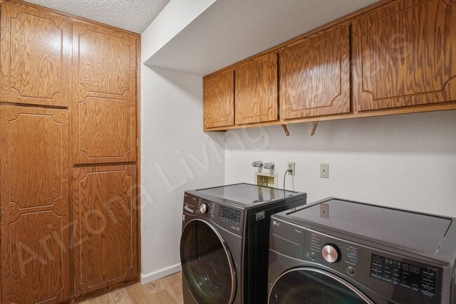 Building Photo - 171 Impala Ln