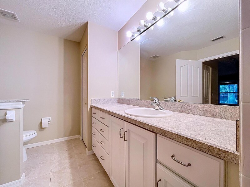 Building Photo - 18736 Bent Pine Dr