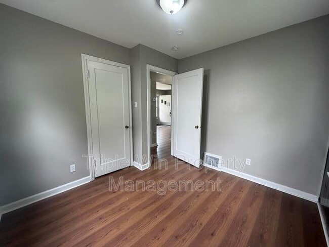 Building Photo - 1145 Patterson Rd
