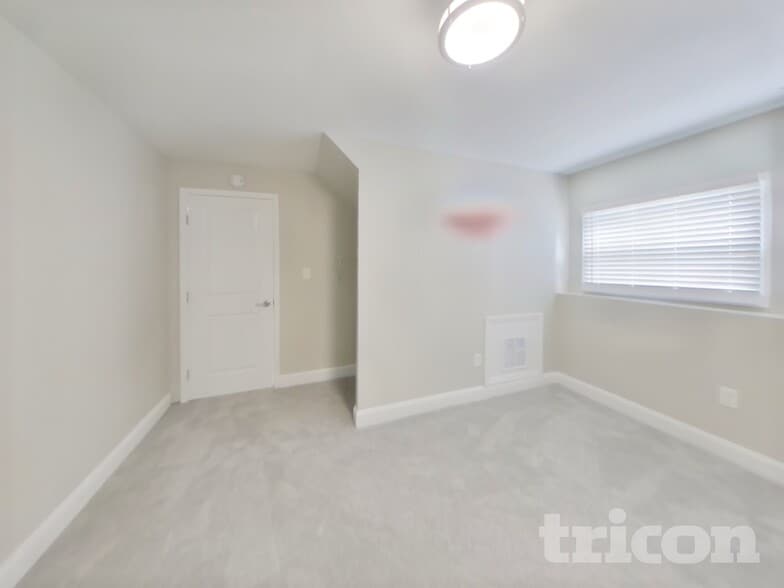 Building Photo - 9851 Branchleigh Rd