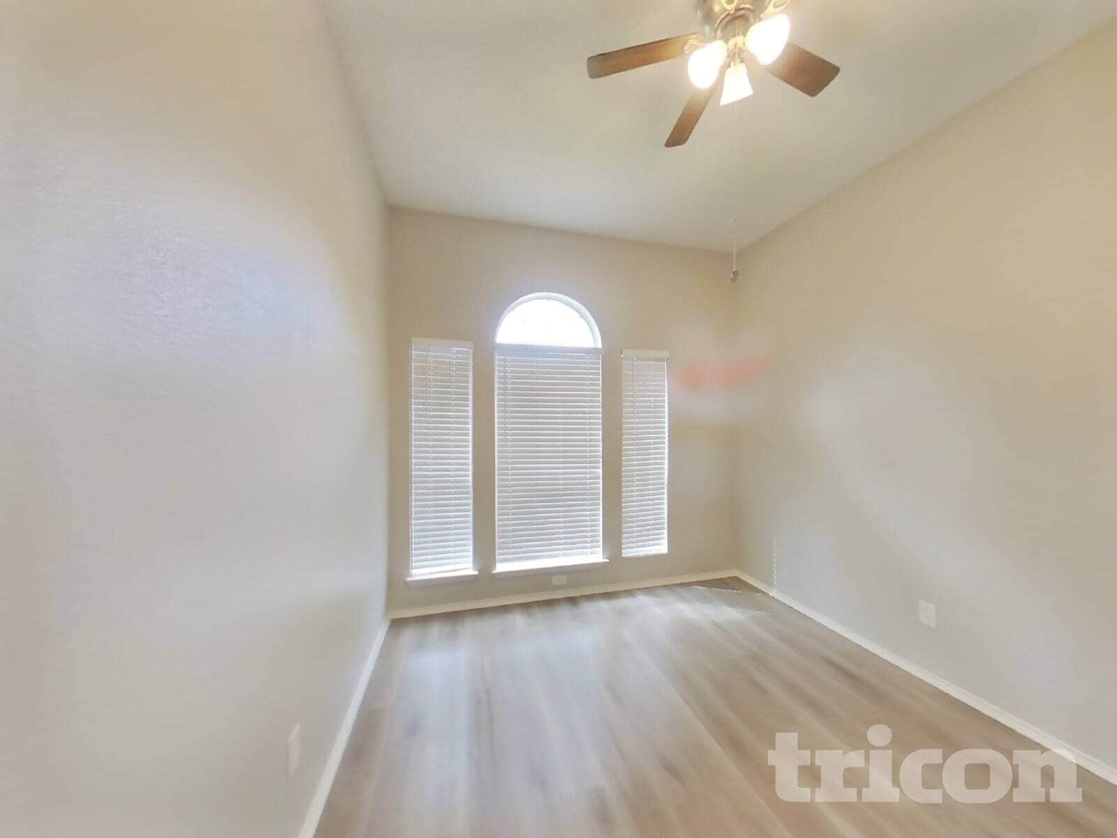 Building Photo - 907 Ponds Ct