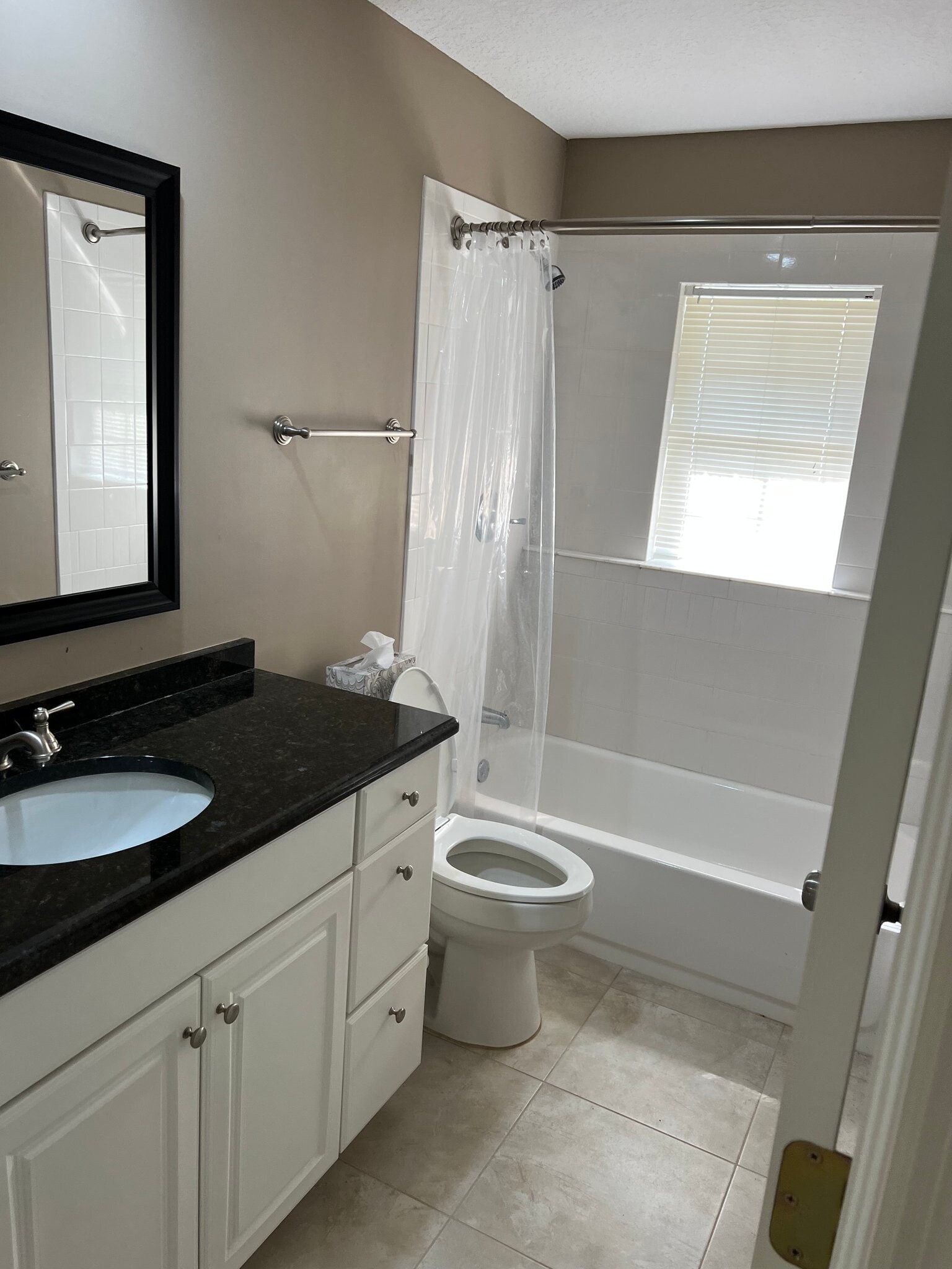 Building Photo - 1655 27th Ave