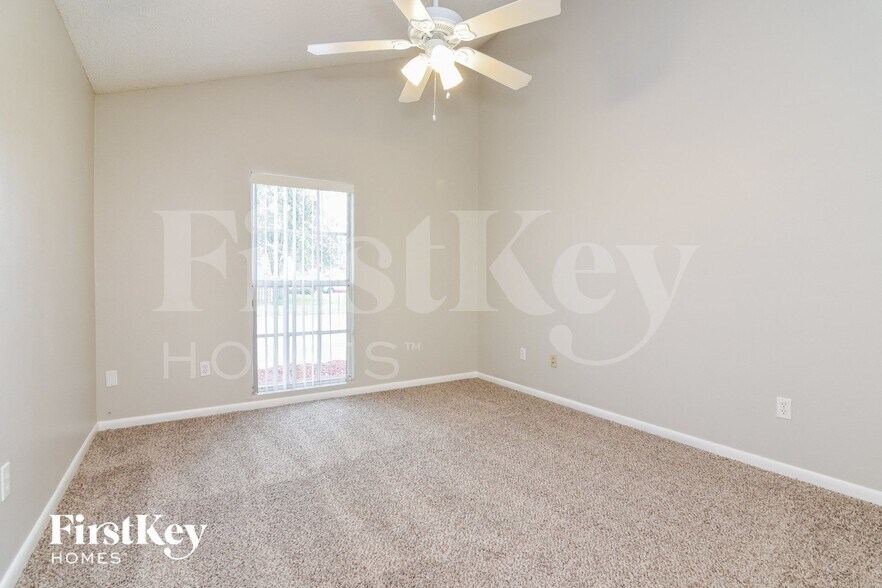 Building Photo - 4071 Forecast Dr