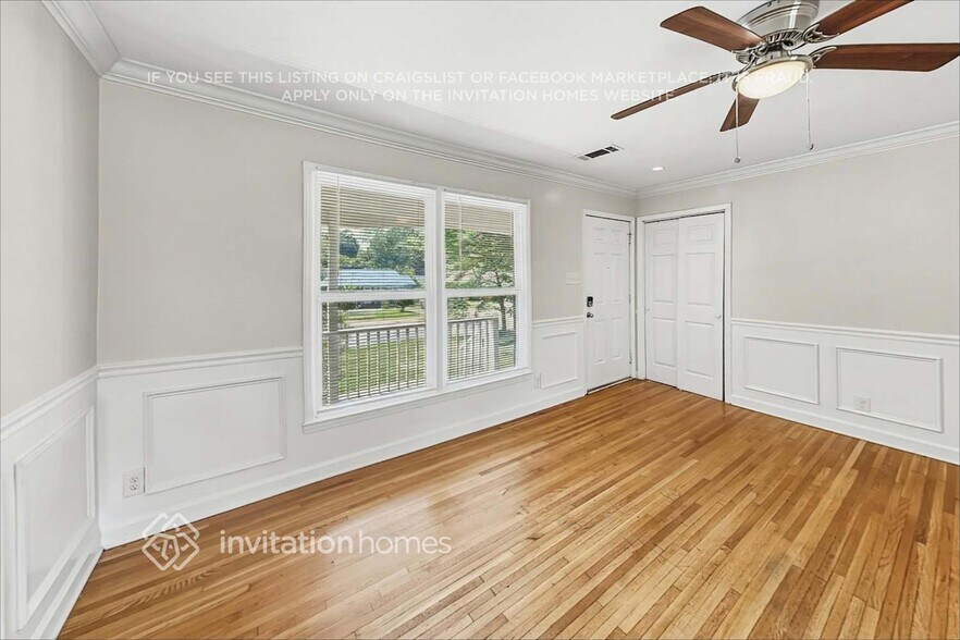 Building Photo - 4001 Abbeydale Dr