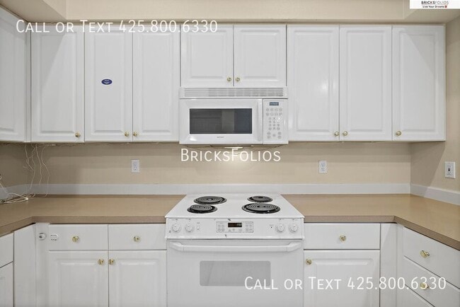 Building Photo - 702 228th St SW