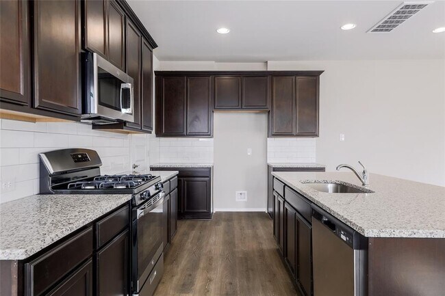 Building Photo - 11416 Milano Dr