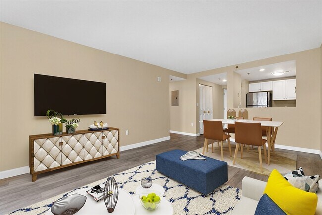 Building Photo - 8 Museum Way