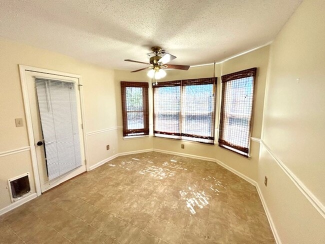 Building Photo - Beautiful Home for Rent in the Heart of Madison