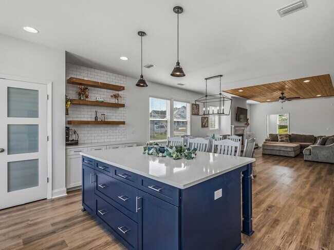 Building Photo - 3836 Ardmore Ln