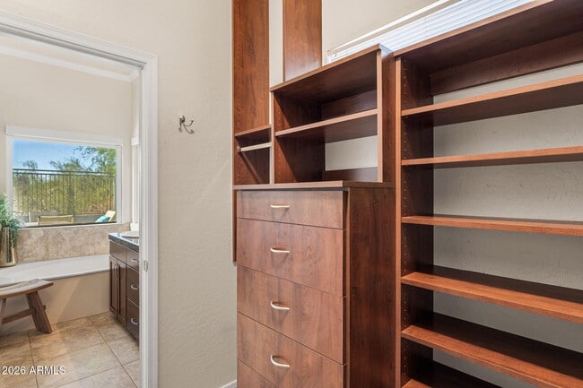 Building Photo - 10318 E Tierra Buena Ln