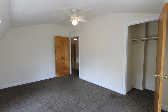 Building Photo - 7174 Germantown Ave