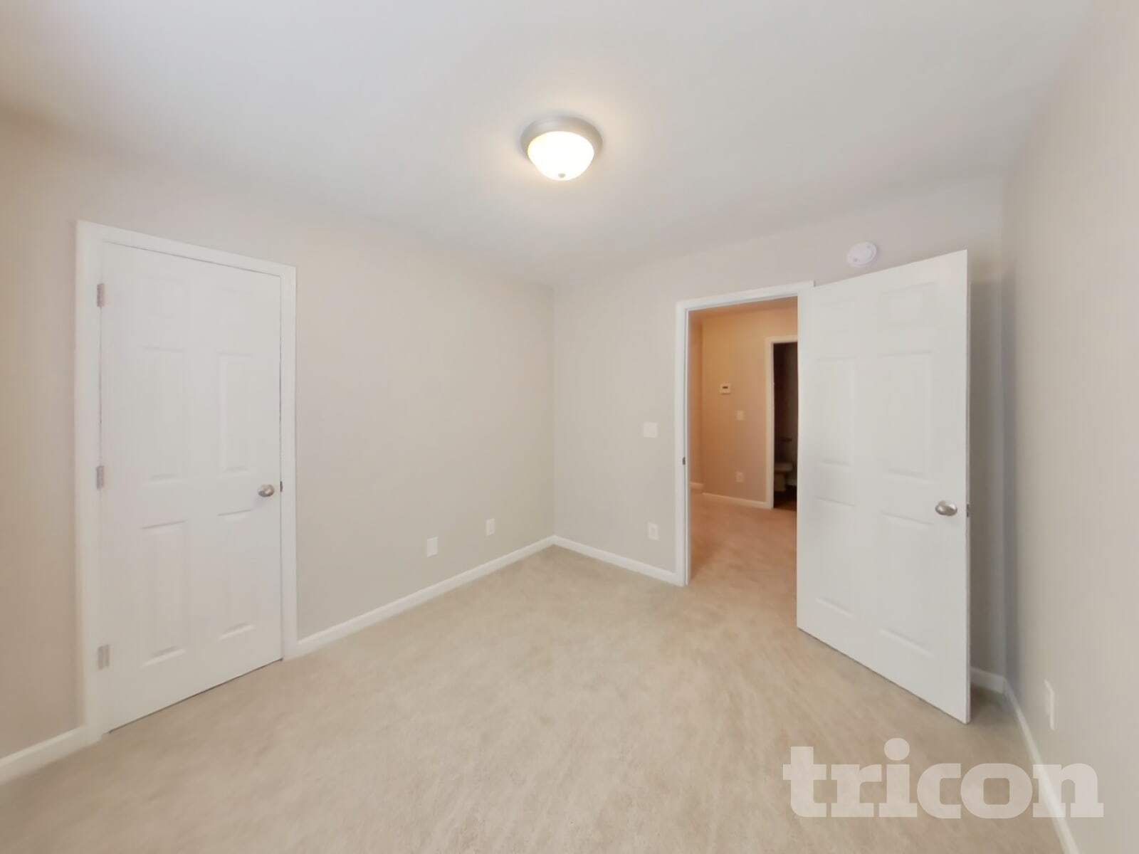 Building Photo - 123 Bruin Dr