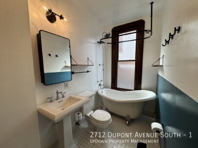 Building Photo - 2712 Dupont Ave S