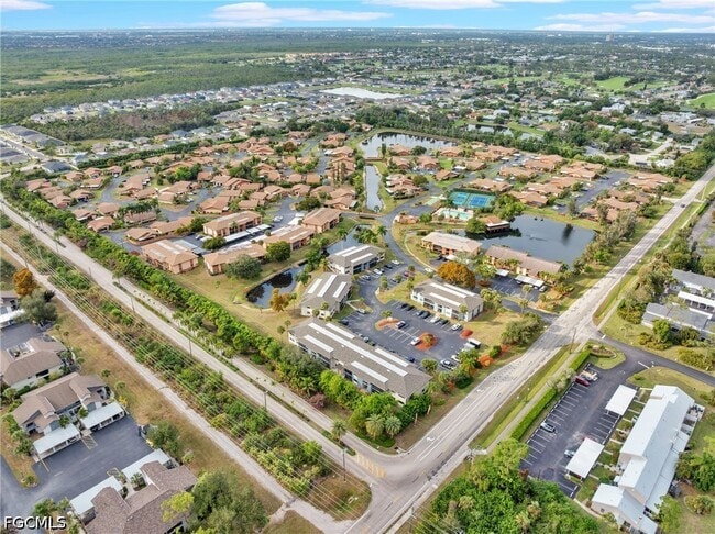 Building Photo - 6511 Royal Woods Dr