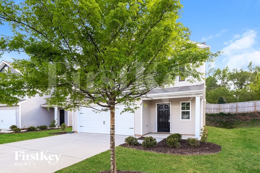 Building Photo - 9107 Creedmore Hills Dr