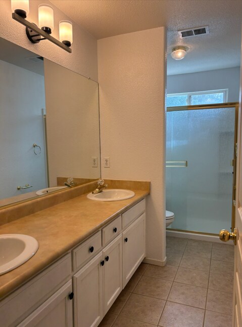 Building Photo - 851 N Hartnell Pl