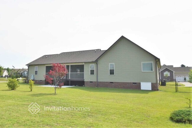 Building Photo - 55 Imperial Dr