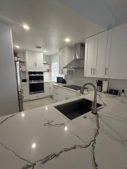 Building Photo - 17442 SW 21st Ct