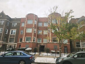 Building Photo - 6724 S Paxton Ave
