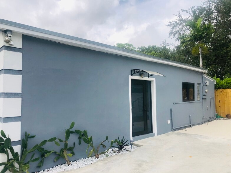 Primary Photo - 519 NW 52nd St