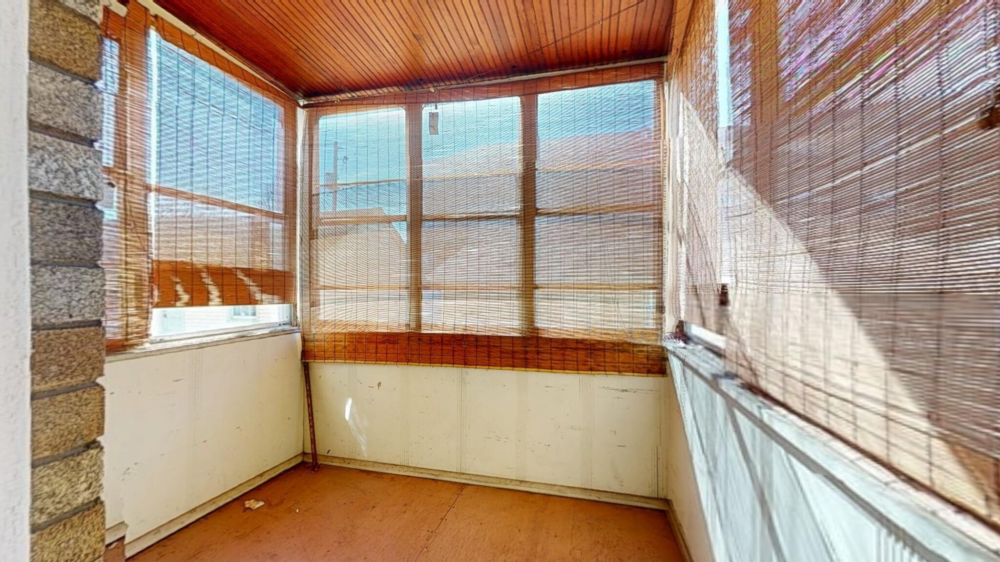 Building Photo - 5816 Mardel Ave