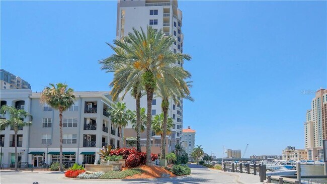 Building Photo - 371 Channelside Walk Way