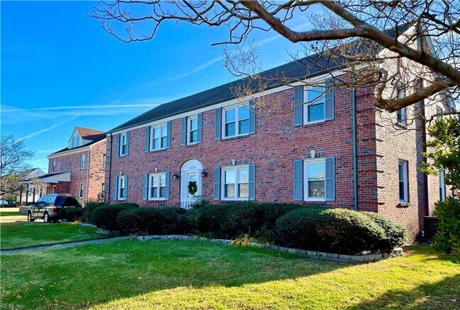 Building Photo - SHE9640-KA
