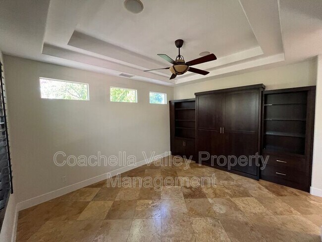 Building Photo - 135 Tesori Dr