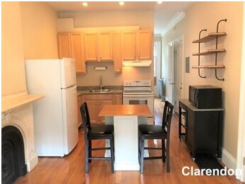Primary Photo - 108 Pembroke St