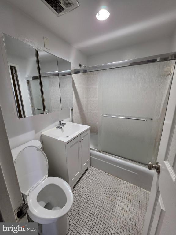 Building Photo - 4600 Duke St