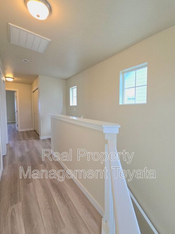 Building Photo - 4756 Parker St