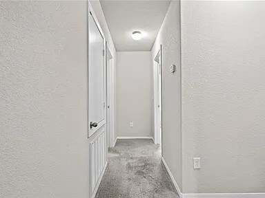 Building Photo - 5018 W Claxton Cir