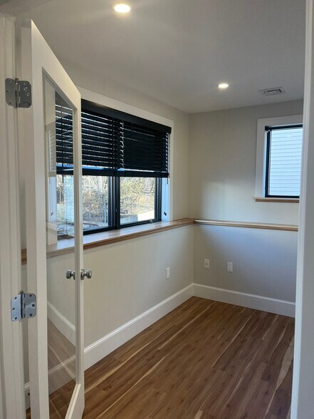 office - 16 Pierce St