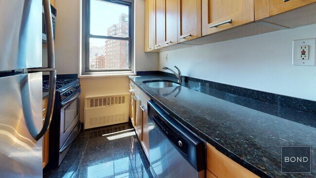 Primary Photo - 145 Fourth Avenue