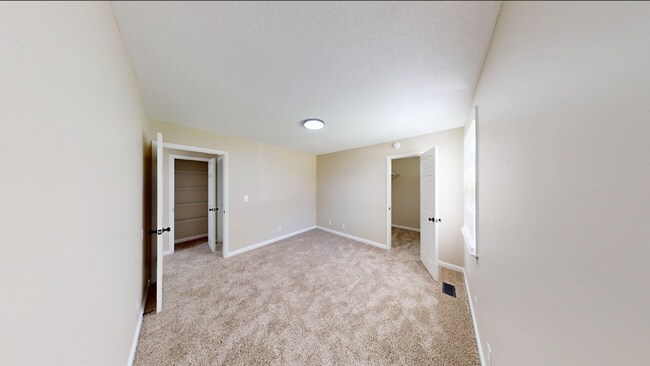 Building Photo - 1485 Nichols Dr