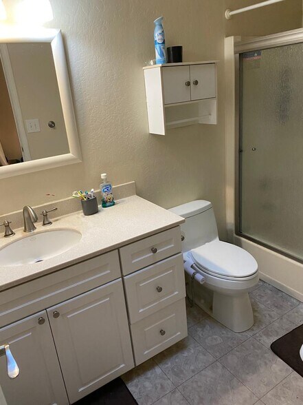 Building Photo - 1344 Merrivale West Sq