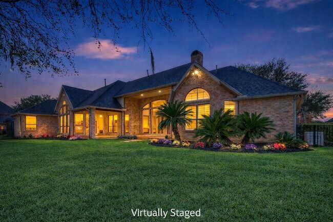 Building Photo - 4910 Waterbeck St