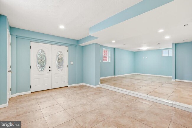 Building Photo - 3217 Gumwood Dr