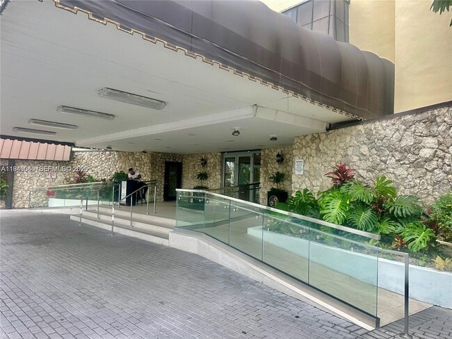 Building Photo - 11111 Biscayne Blvd