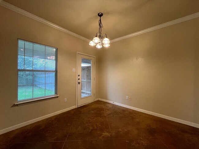 Building Photo - 3016 Palomino Trail