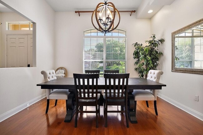 Building Photo - 2847 Majestic Isle Dr