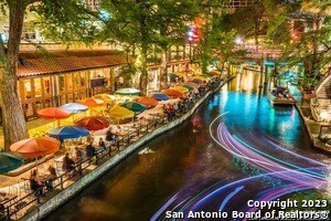 Building Photo - 626 E Woodlawn Ave