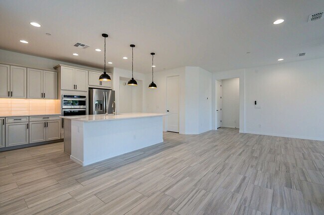 Building Photo - Spacious New Build 4 Bed/3 Bath in Vistancia