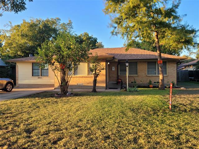 Building Photo - 2953 Primrose Ln