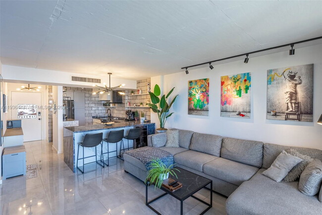 Building Photo - 2841 NE 163rd St